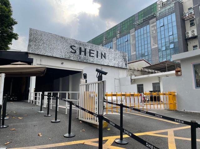 does shein clothes come from china The packaged SHEIN order will be sent to the large warehouse in Foshan, Guangdong in the next step